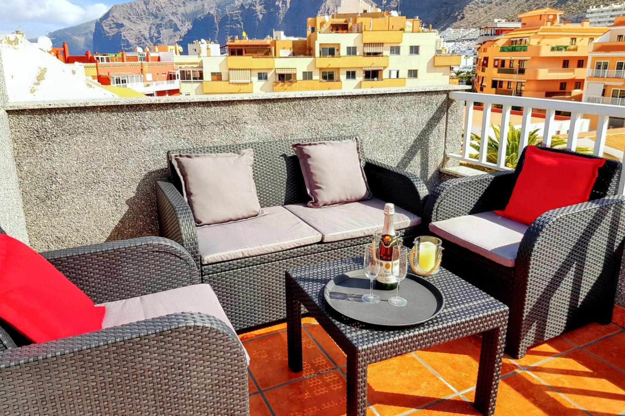 Modern Apartment In Puerto De Santiago - 65 Sqm - Mountain View Buitenkant foto