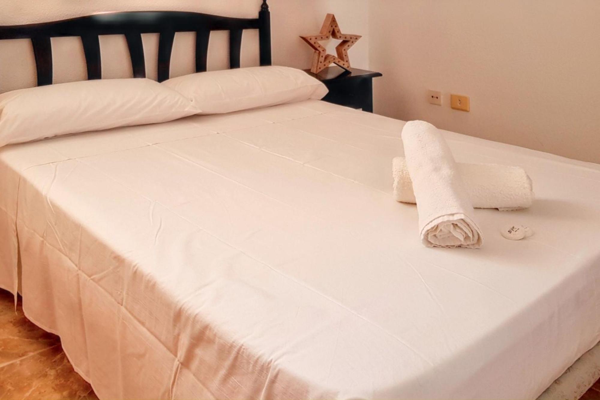 Modern Apartment In Puerto De Santiago - 65 Sqm - Mountain View Buitenkant foto